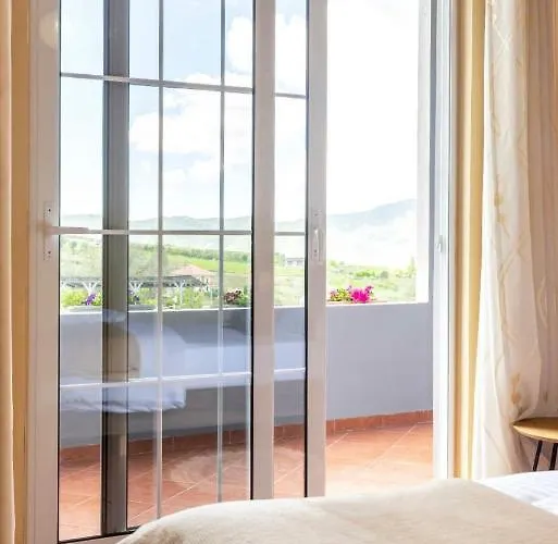 Rozmarine Hotel Pellumbas